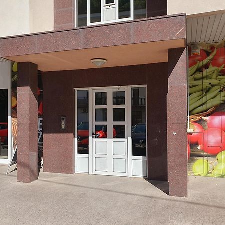 Apartment Faraon Free Private Parking Mostar Bagian luar foto