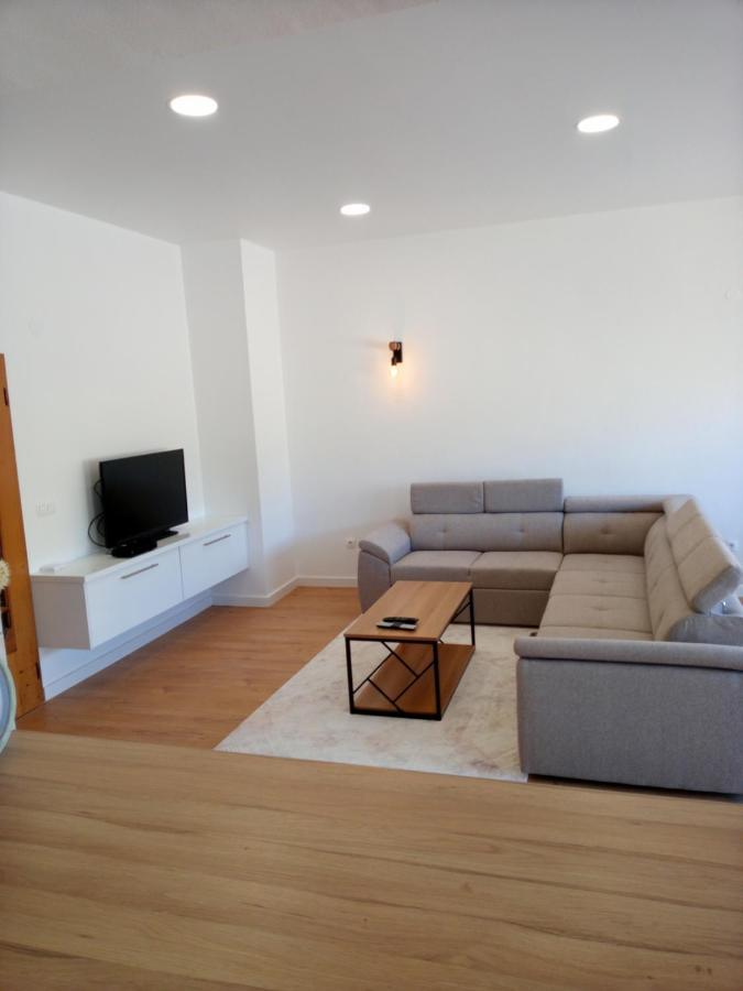 Apartment Faraon Free Private Parking Mostar Bagian luar foto