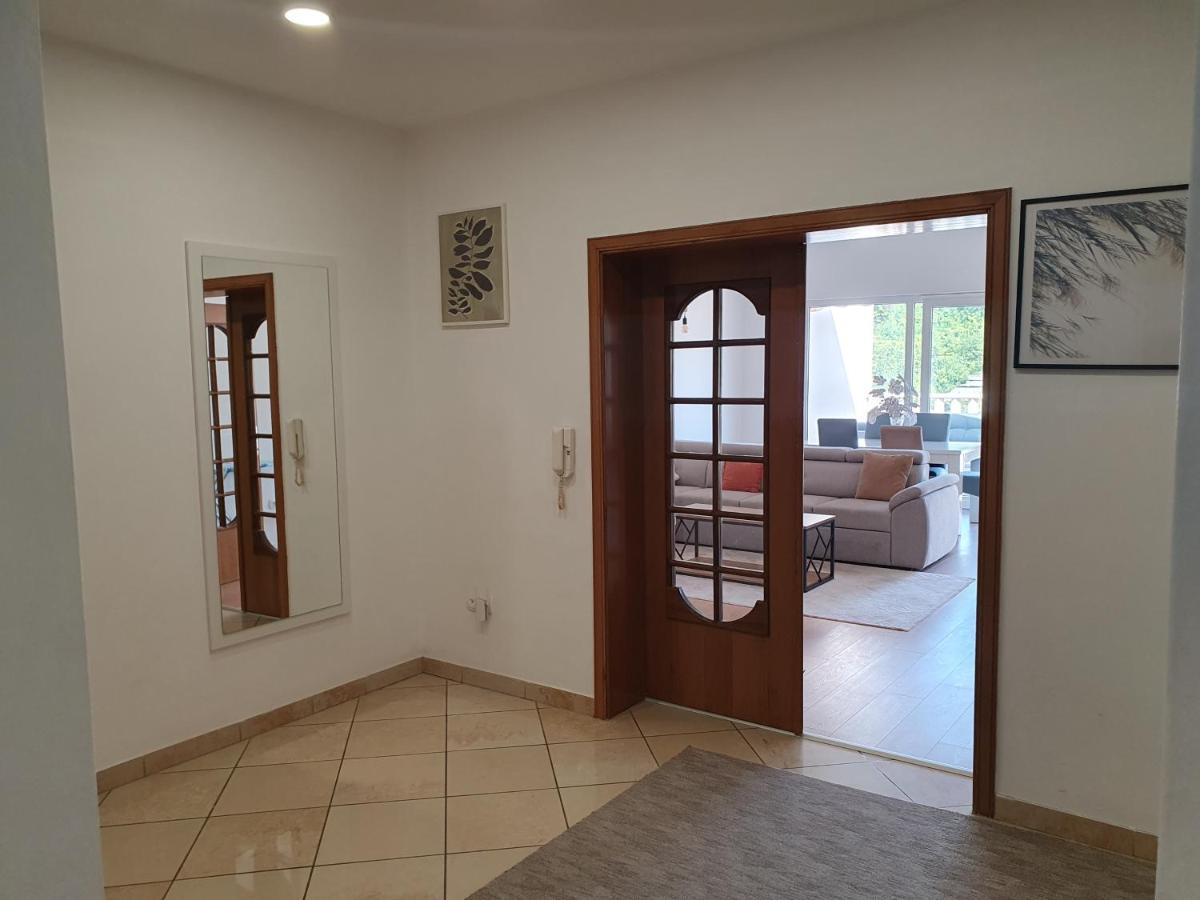 Apartment Faraon Free Private Parking Mostar Bagian luar foto
