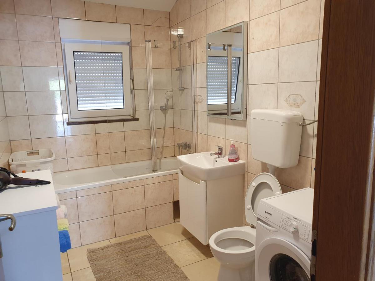 Apartment Faraon Free Private Parking Mostar Bagian luar foto