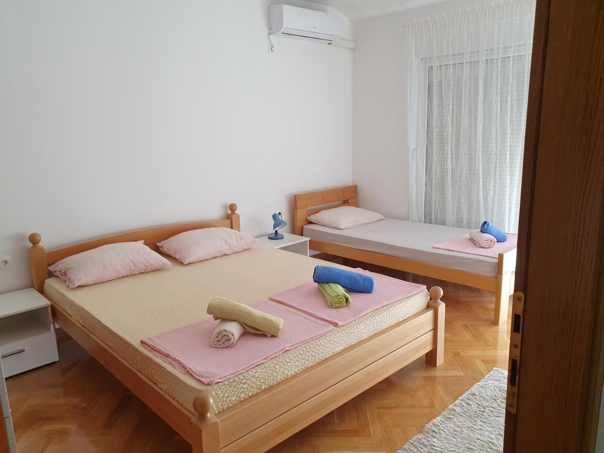 Apartment Faraon Free Private Parking Mostar Bagian luar foto