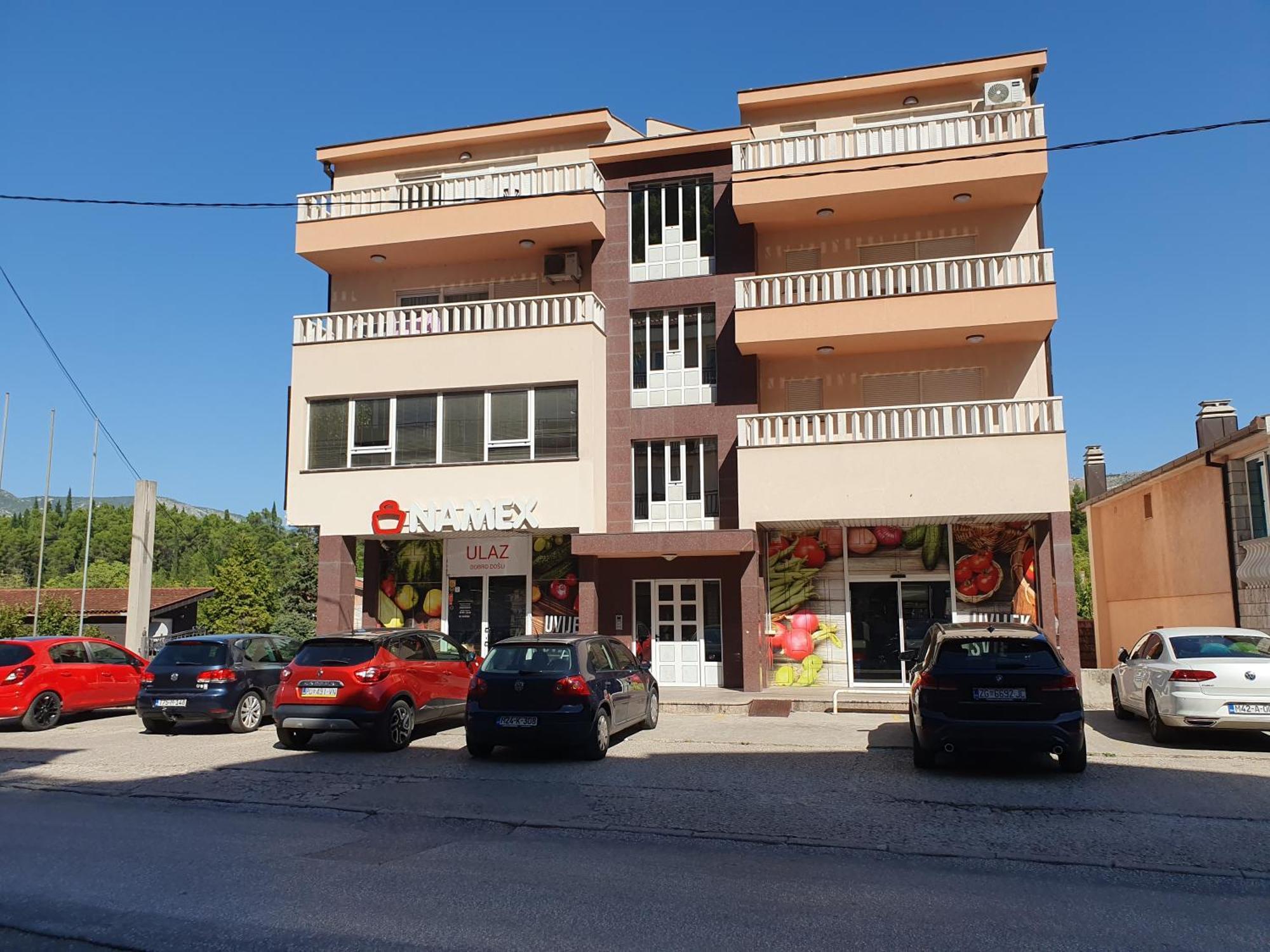 Apartment Faraon Free Private Parking Mostar Bagian luar foto